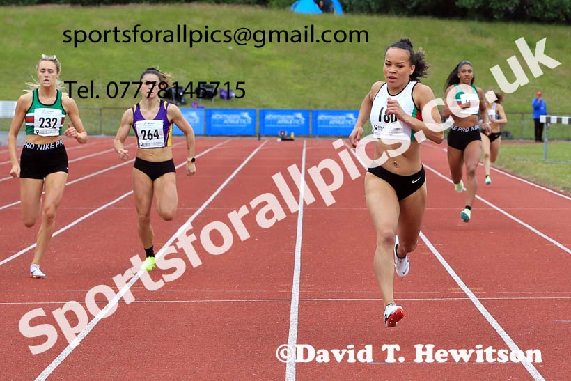 Senior womens 400 metres, 2022 Northern Senior and Under-20 Champs., Wavertree Athletics Centre, Liverpool. Photo: David T. Hewitson/Sports for All Pics